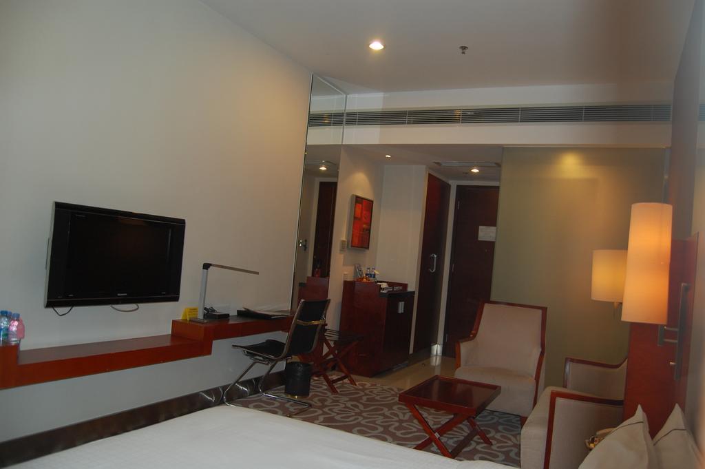 Shenzhen Caa Holy Sun Hotel, Luohu Railway Station Ngoại thất bức ảnh